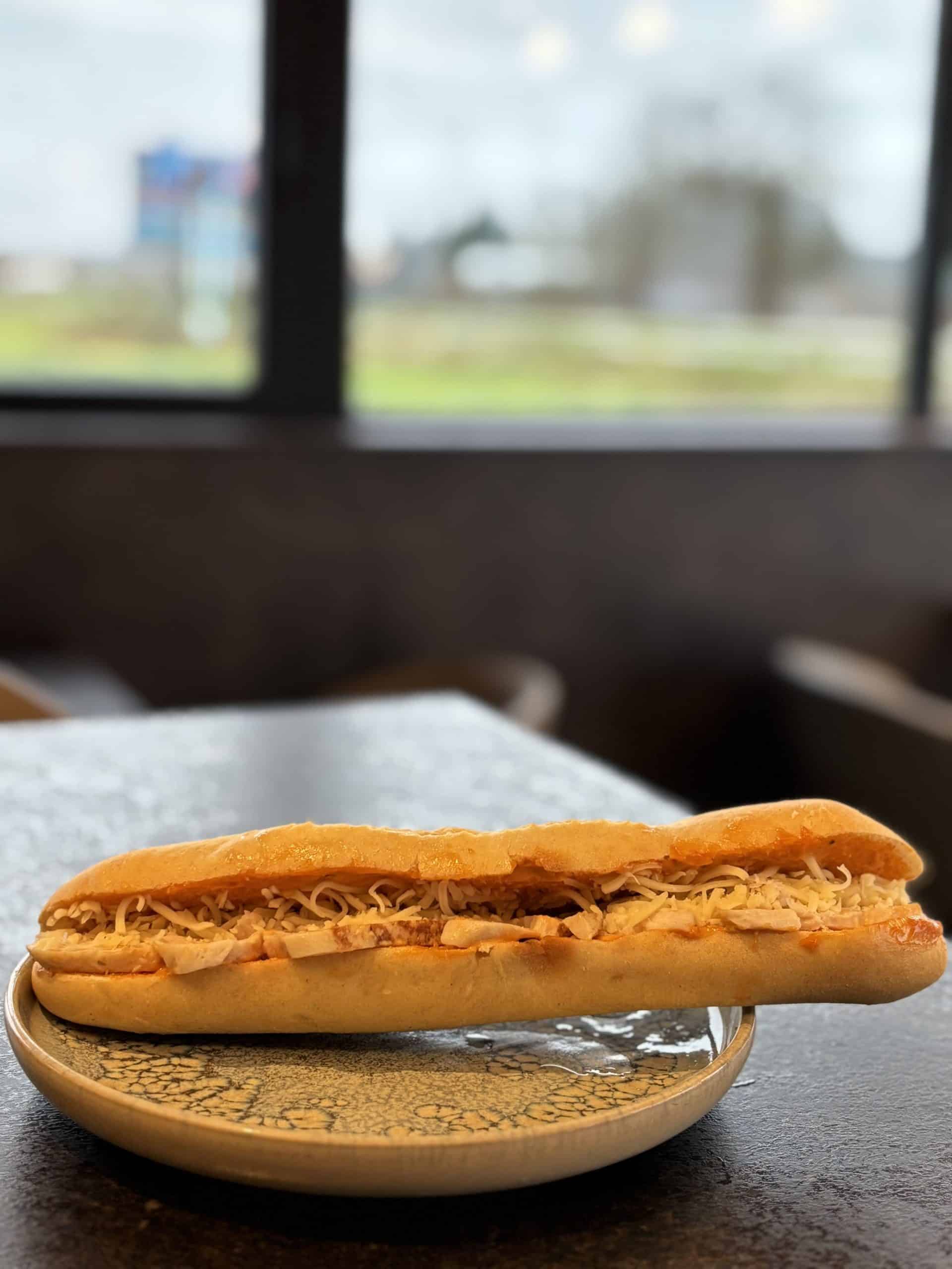 Panini poulet sauce andalouse
